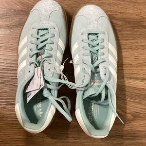 Adidas Women's Light Blue Sneakers